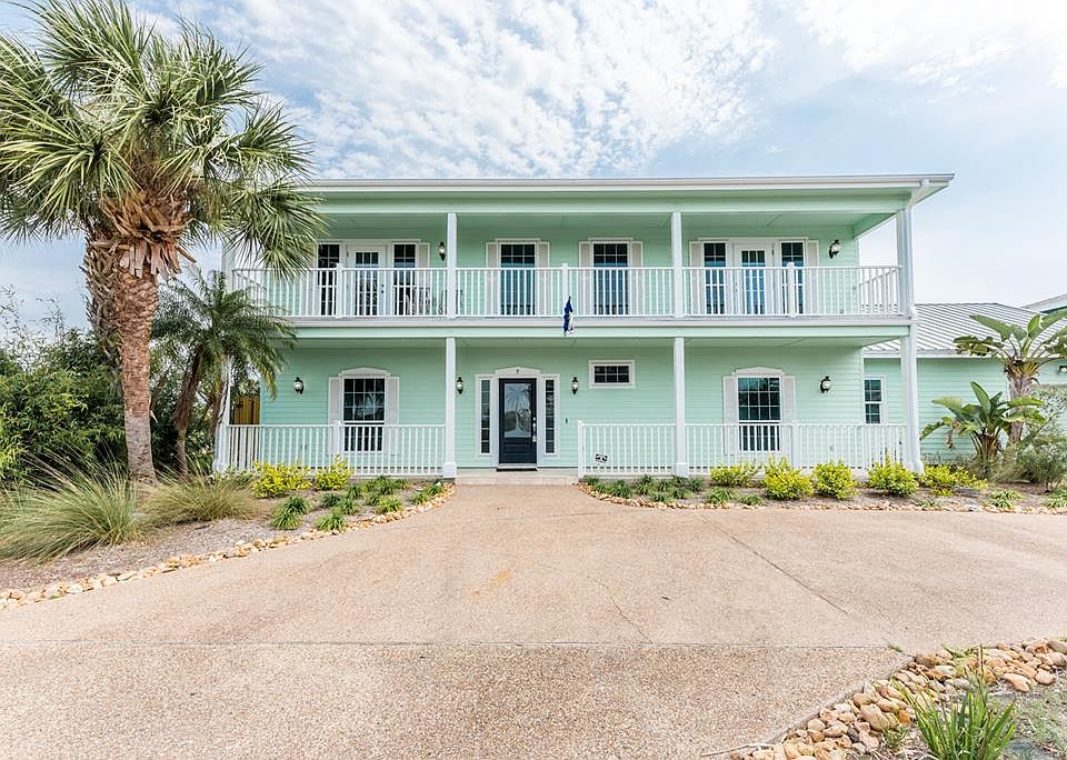 1st image of 7 Bahama Dr