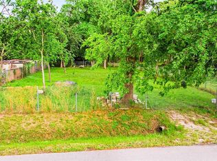 8512 Prairie View Dr, Houston, TX 77088