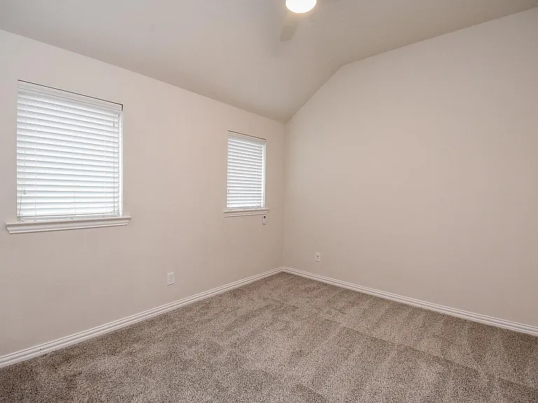 27231 Symphony Creek Ln — Photo 26