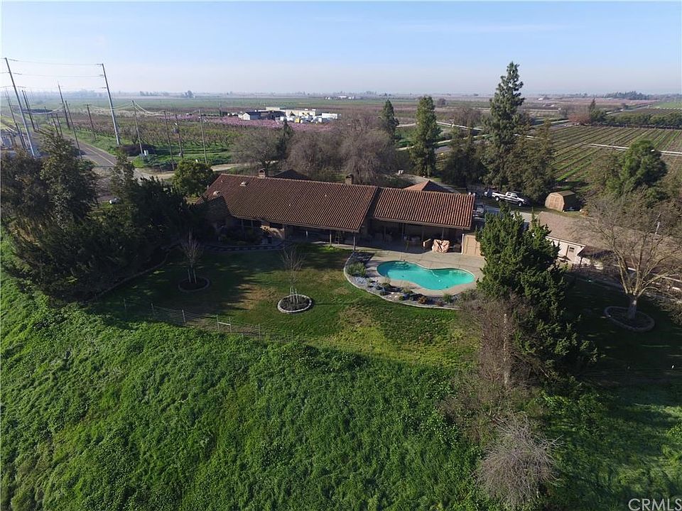 1st image of 8470 W Meadow Dr
