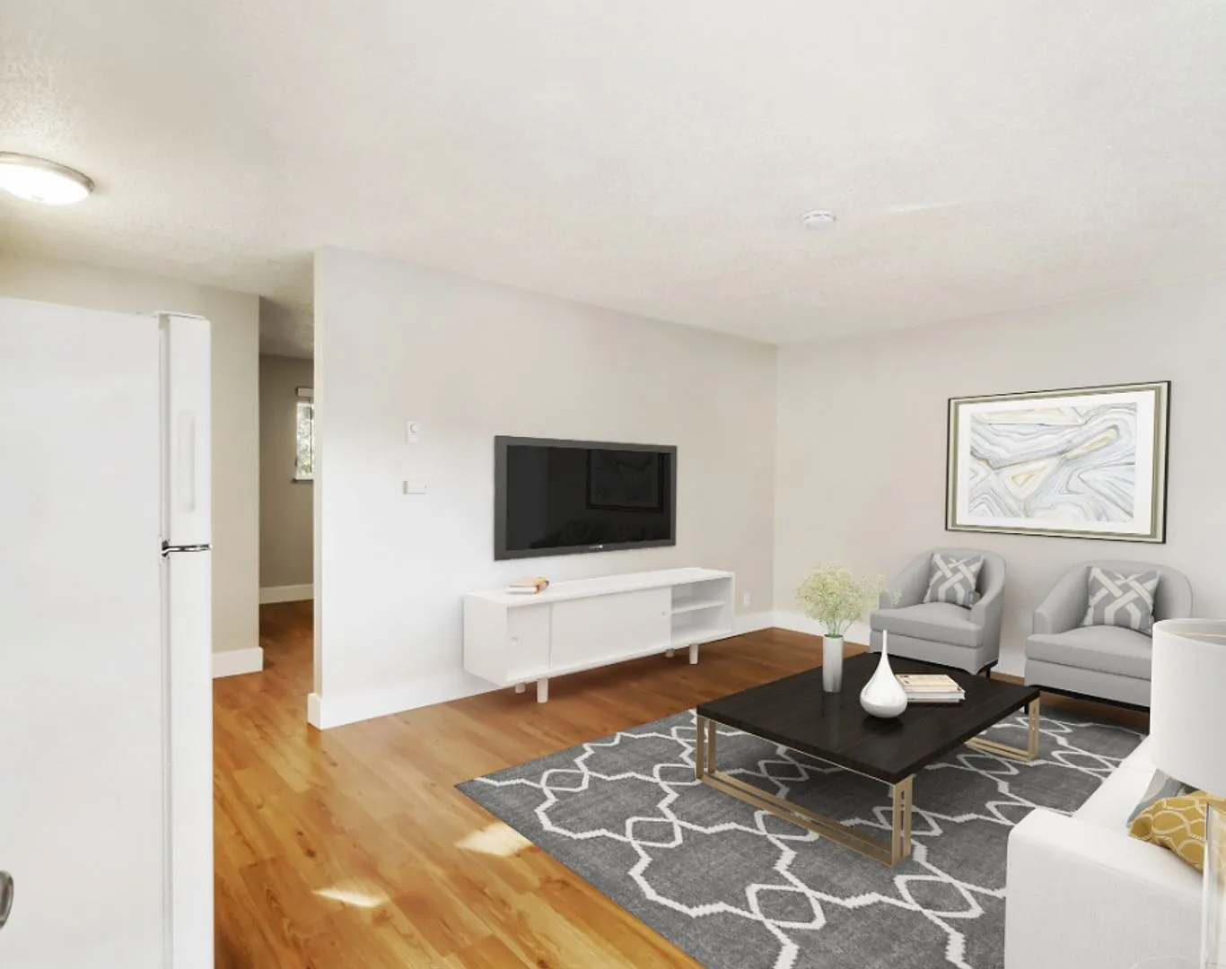 Lilly Apartments — Photo 4