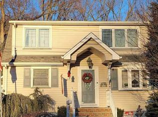 697 Briarcliff Ave, Maywood, NJ 07607