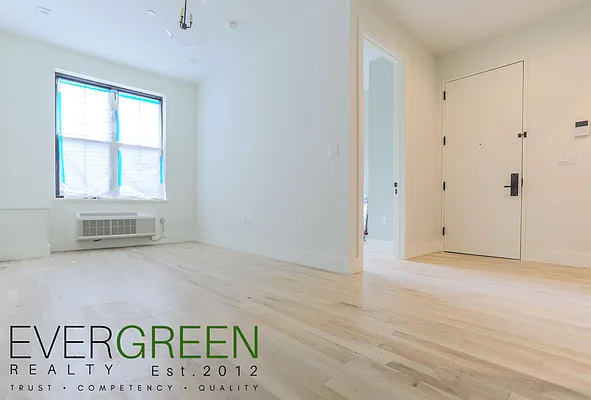 Rented by Evergreen Apartments BK | media 18
