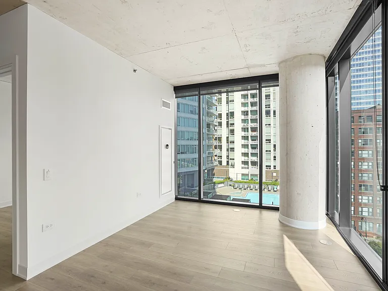 234 W Polk St #2/2 — Photo 5