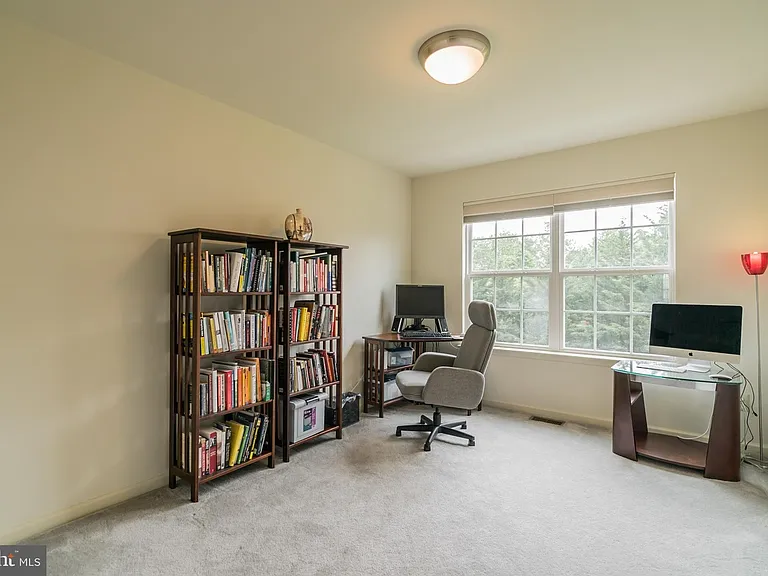 155 Providence Ln — Photo 17