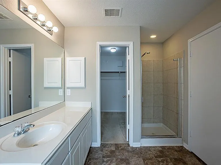 3039 Upland Spring Trce — Photo 4