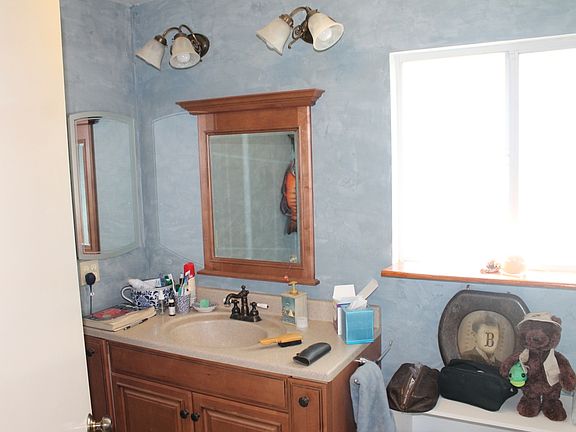 4th image of 16551 Felice Dr