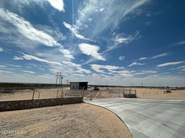 22950 Stern Dr, Anthony, NM 88021