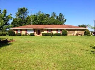 206 Thad Rd, Sandy Hook, MS 39478