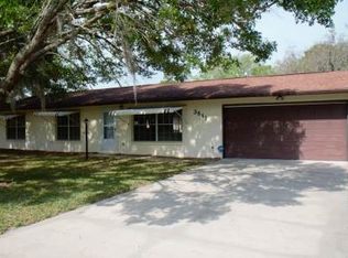 3811 Lakewood Rd, Sebring, FL 33875