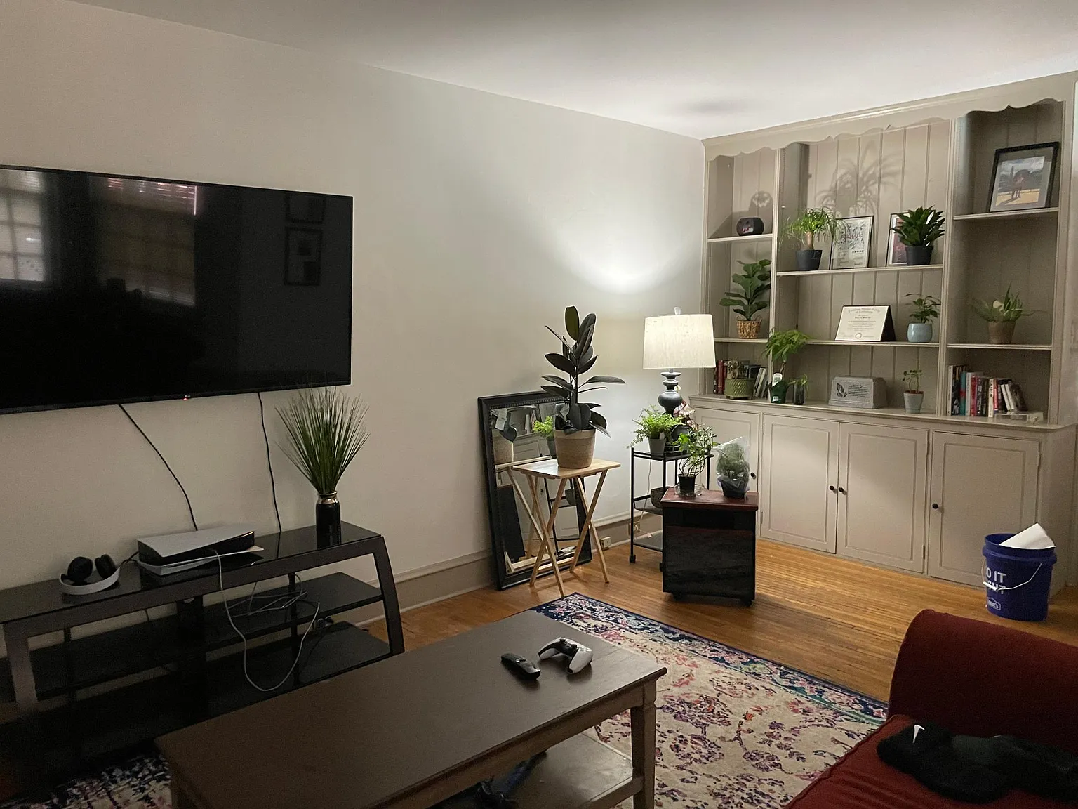 236 N Duke St — Photo 4
