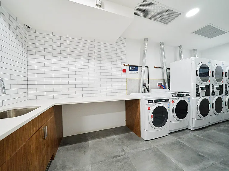 82 4th Ave #6C — Photo 17