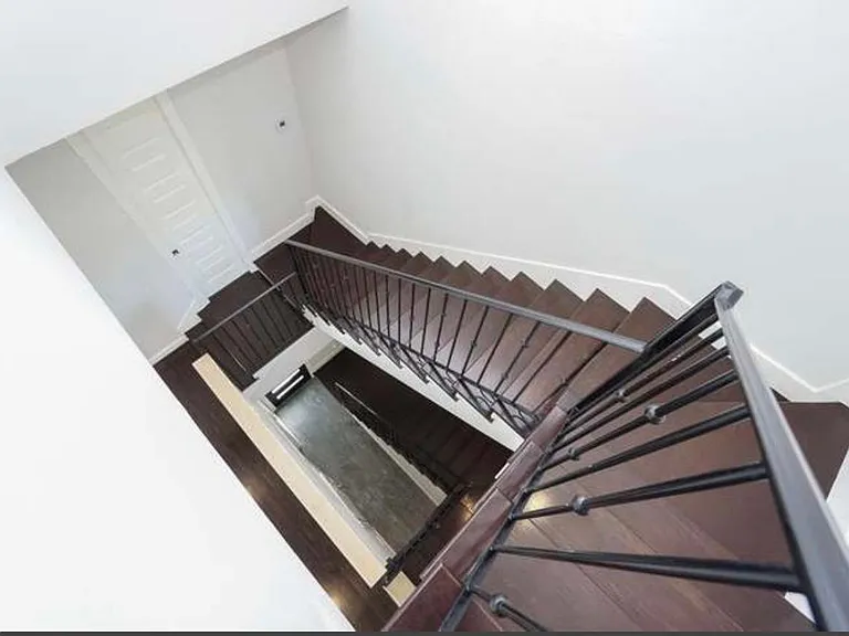 3351 Kilgore St — Photo 15