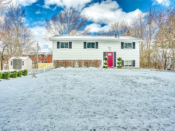 2nd image of 195 Kenwick Dr