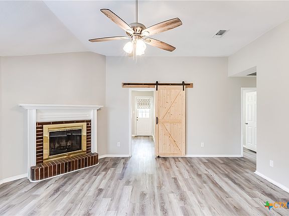 5th image of 3409 Bamboo Ln