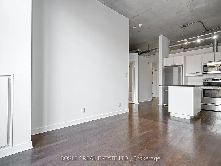 955 Queen St W #311 — Photo 23