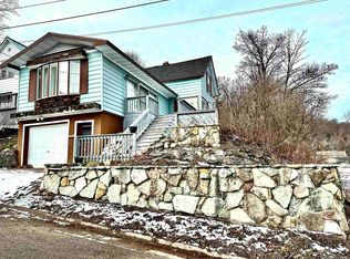 302 Chestnut St, Munising, MI 49862