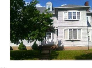 16 Park Pl, Middletown, CT 06457