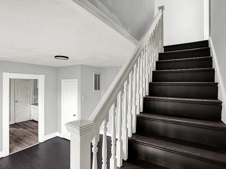 1020 N Rural St — Photo 25