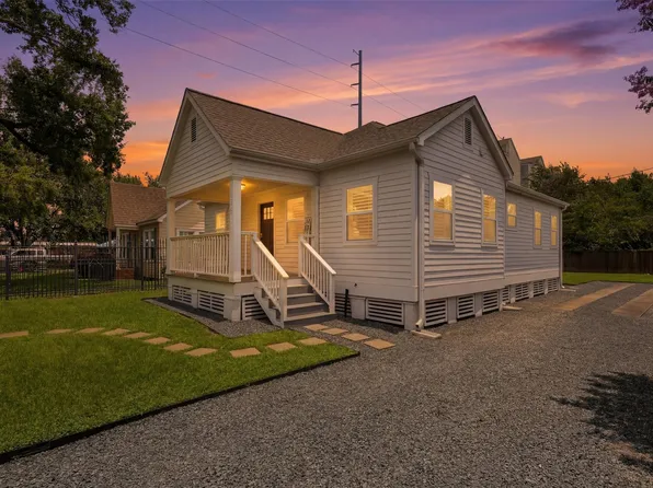 1144 Dorothy St, Houston, TX 77008