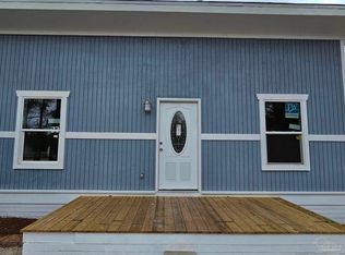 39 W Lafavre Ln, Defuniak Springs, FL 32433