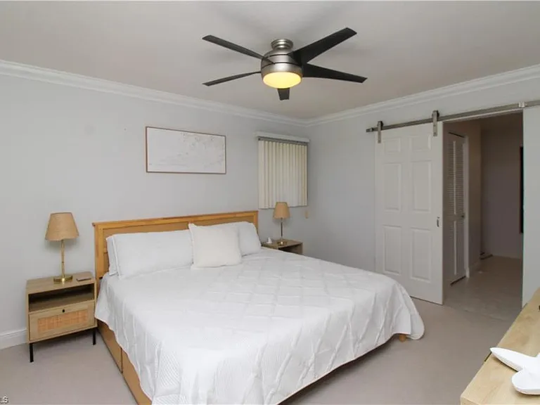 213 Bay Meadows Dr — Photo 29