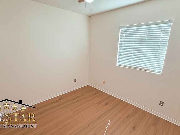 3rd image of 10410 Titanium St