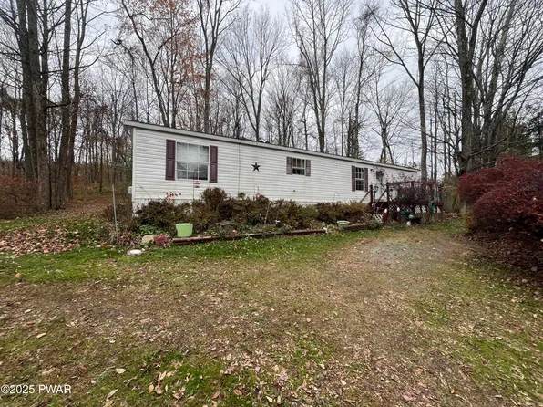 733 Stock Farm Rd, Lake Ariel, PA 18436