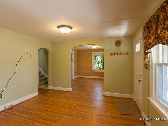 living room/dining room