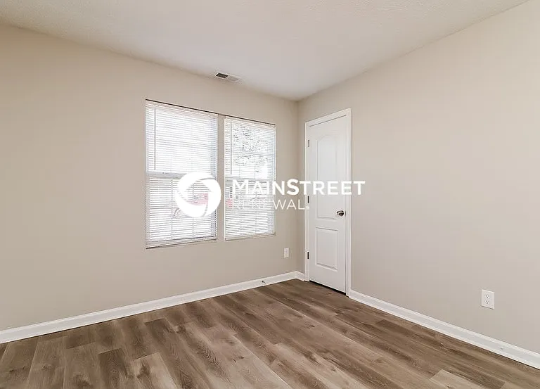 2933 Trassacks Dr — Photo 11