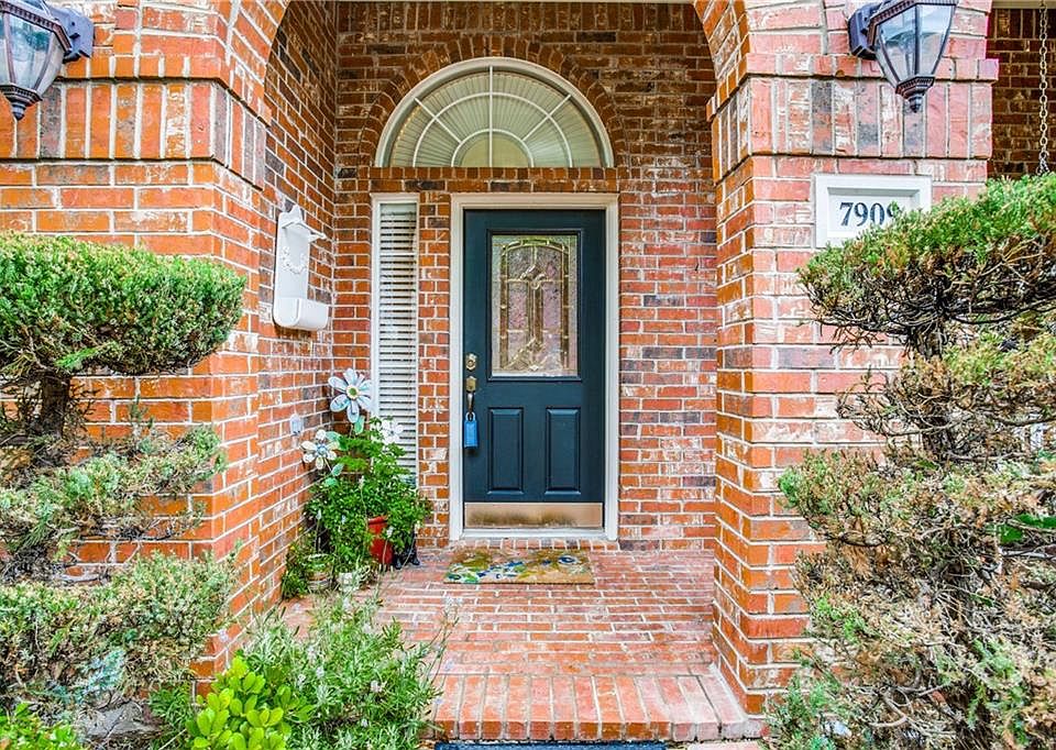1st image of 7909 Songbird Ln