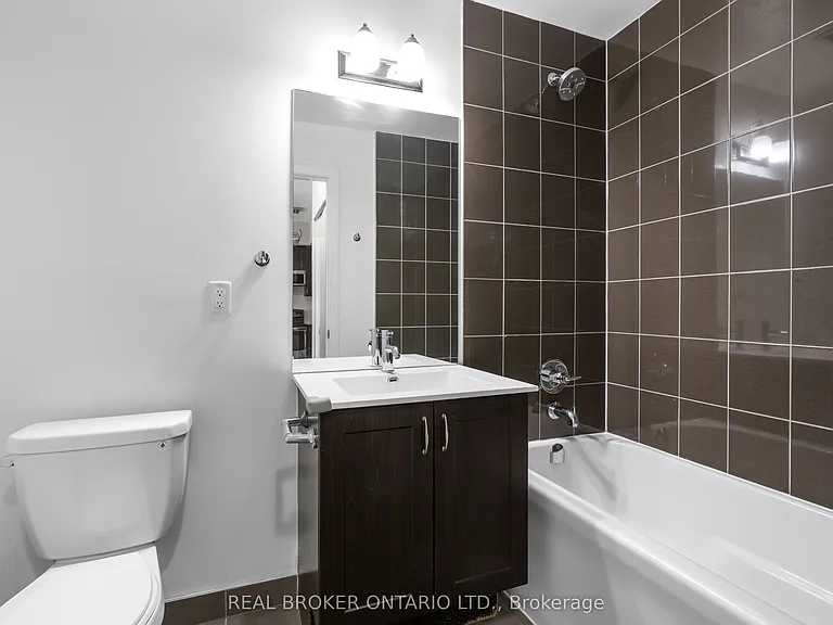 3560 Saint Clair Ave E #323 — Photo 8