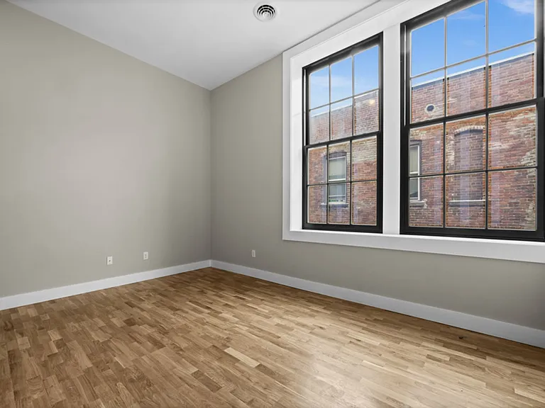St. Agnes Apartments — Photo 31