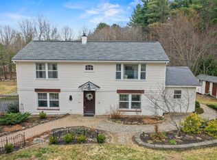 26-28 South Rd, Londonderry, NH 03053