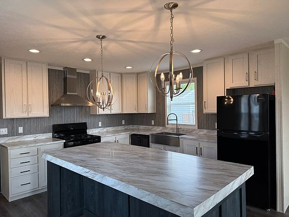 3rd image of 6304 Square Lake Dr #6304