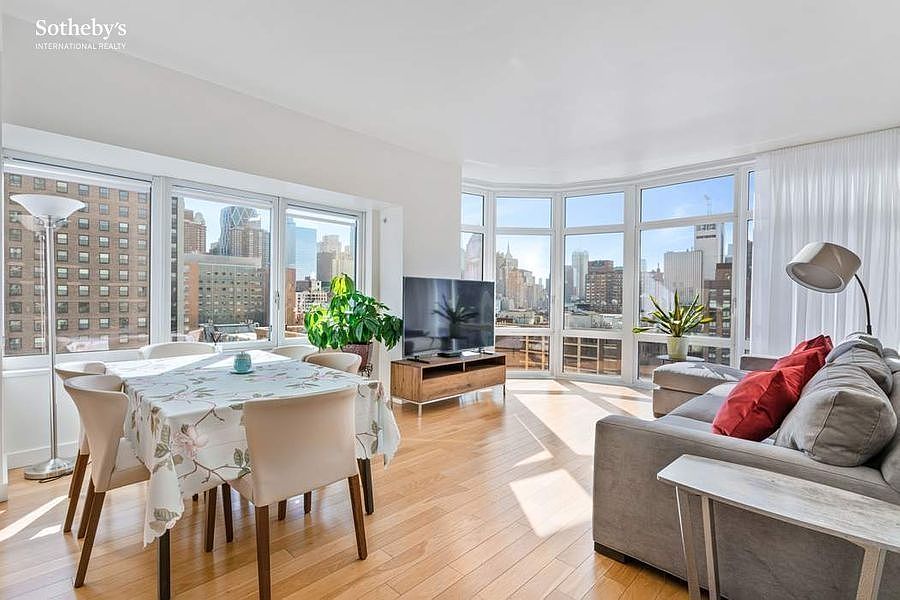 1st image of 555 W 59th St APT 19F