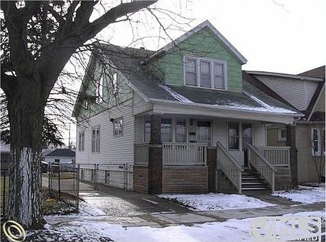 Front View.jpg