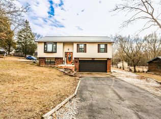 7996 Brookside Dr, Cedar Hill, MO 63016