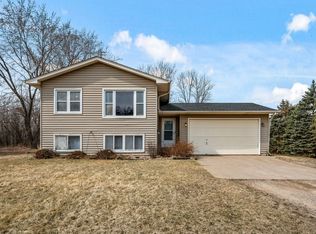 20338 Auburn St NW, Elk River, MN 55330