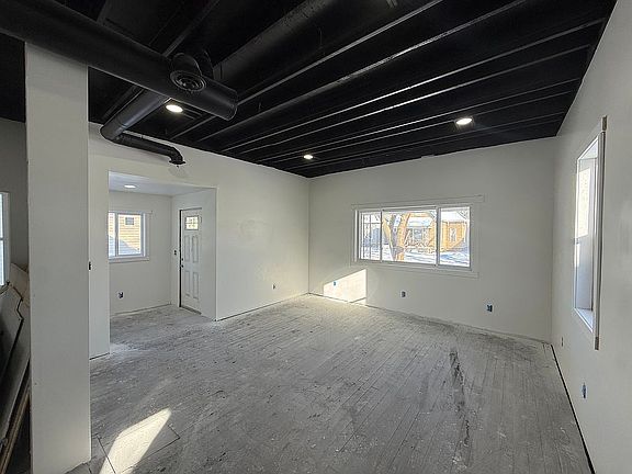 4th image of 1501 S 19th St