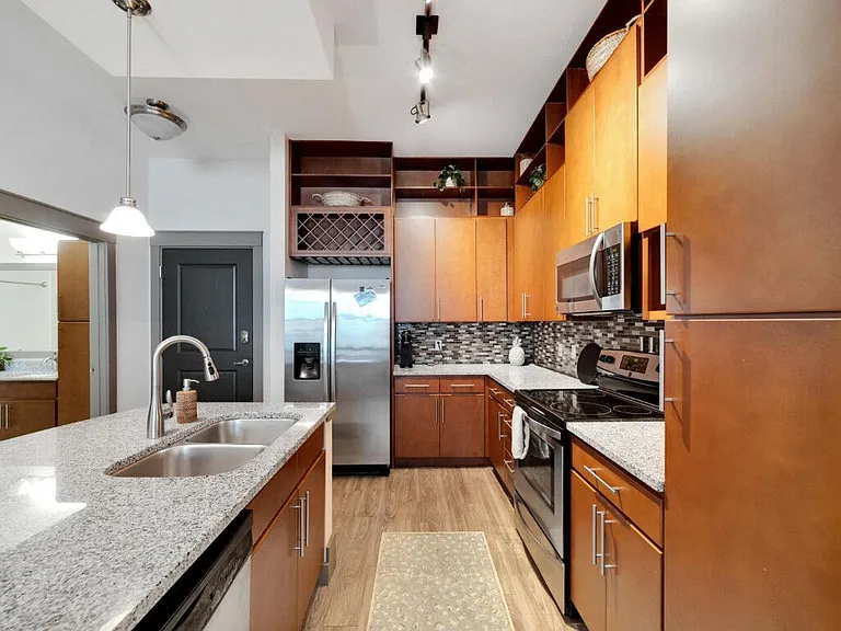 Varela Westshore Apartments — Photo 30