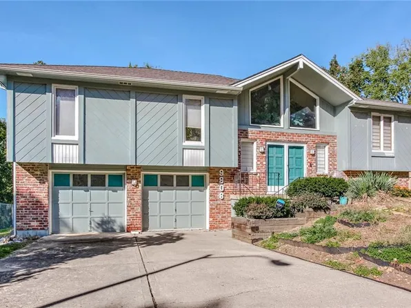 9808 E 90th Ter, Kansas City, MO 64138