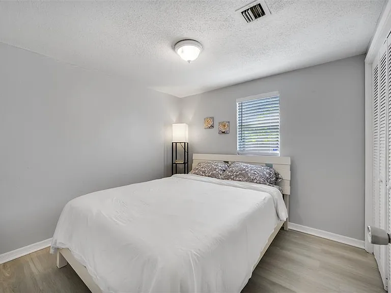 1601 Palm Way — Photo 16