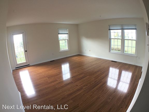 5th image of 4730 Babbling Brook Dr
