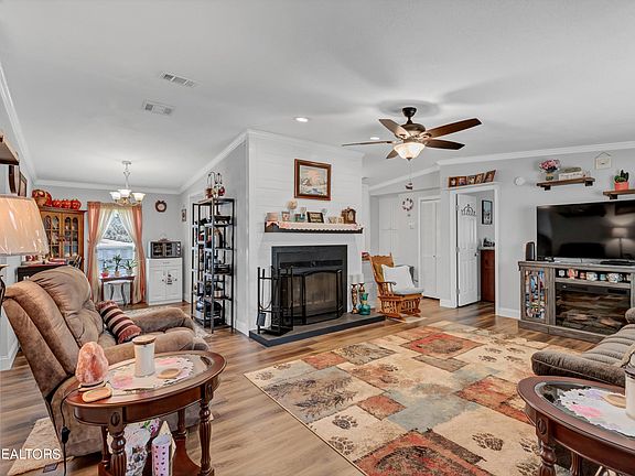 811 Bell Ave, Lenoir City, TN 37771 | Zillow