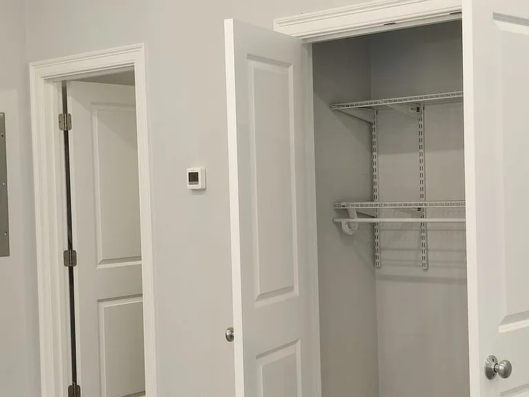 135 Franklin St #1 — Photo 3