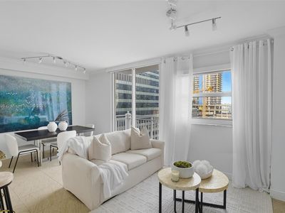 185 SE 14th Ter APT 1709, Miami, FL, 33131