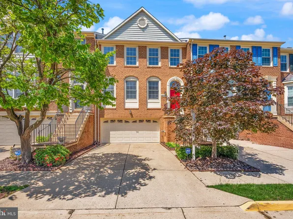 6256 Harbin Dr, Alexandria, VA 22310