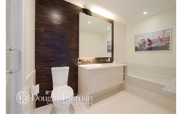 Rented by Douglas Elliman | media 54