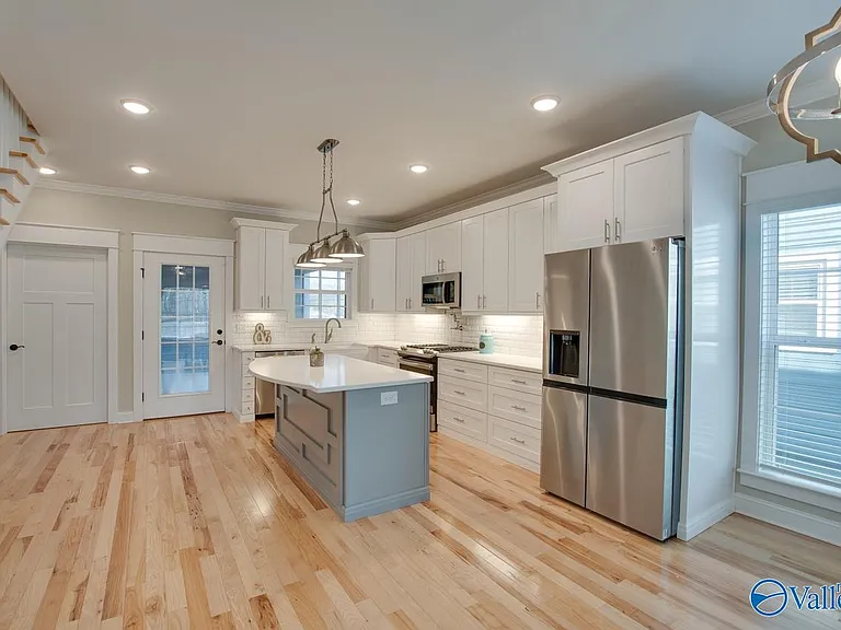 1405 Stevens Ave NE — Photo 8